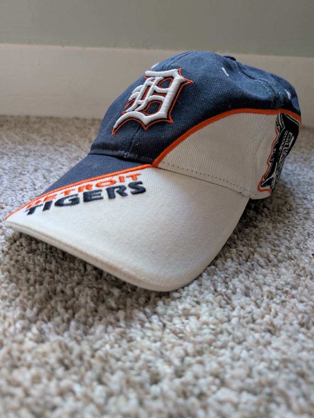 Detroit‎ Tigers MLB Baseball Cap - Navy & Cream with Orange Trim Retro Style